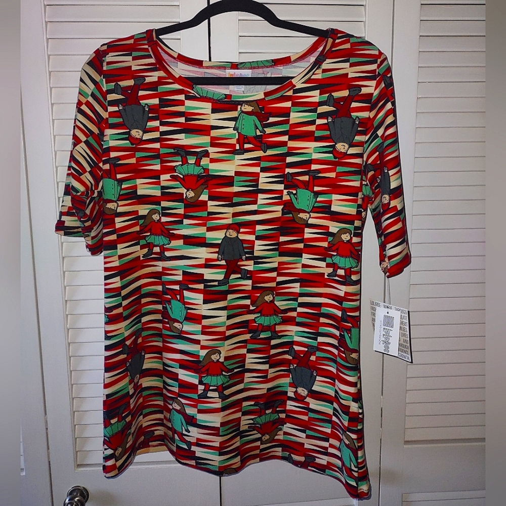LuLaRoe Gigi Top, "Ice Skaters", Size M, NWT